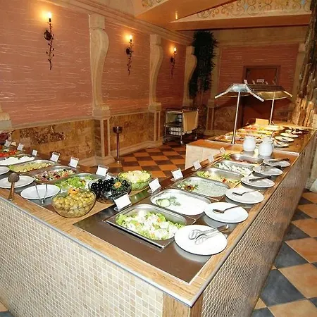 Atrium فندق 3*