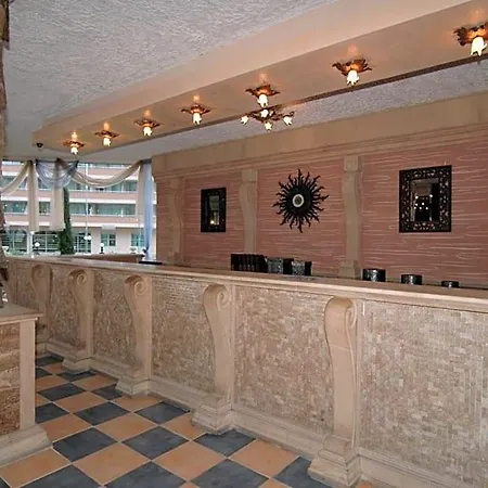 Atrium النايت