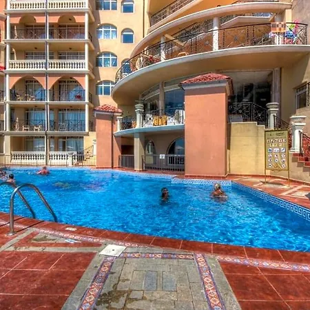 Atrium 3* النايت