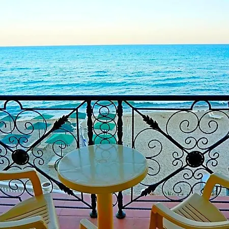 Atrium 3* النايت