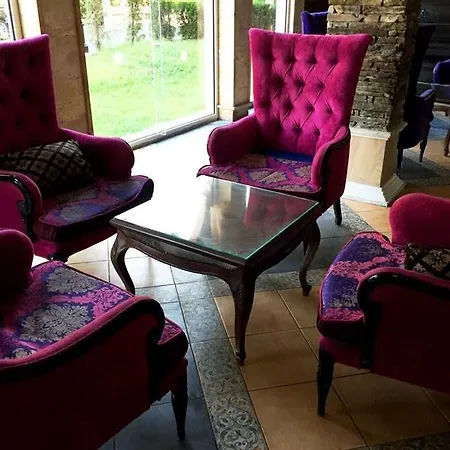 Atrium فندق النايت