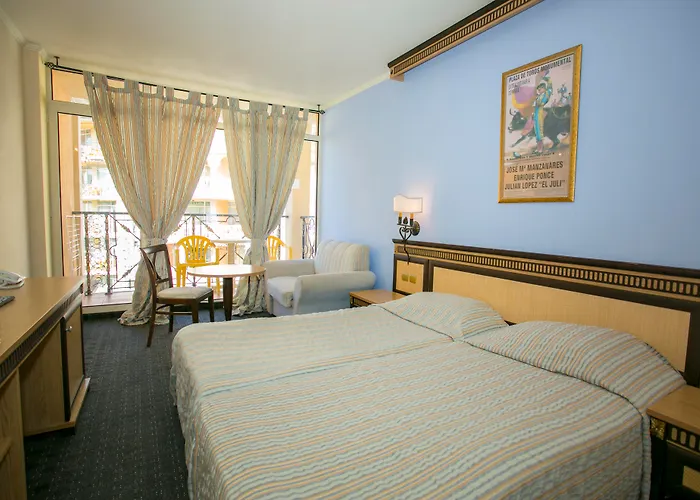 Atrium Hotel Elenite