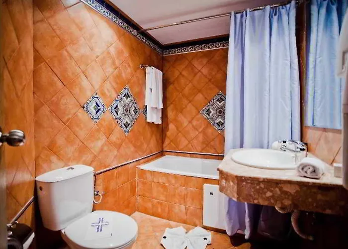 Atrium Hotel Elenite