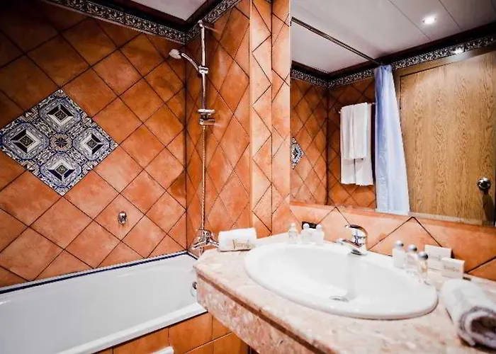 Hotel Atrium Elenite